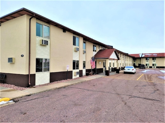 Gallery - Econo Lodge Sioux Falls Empire Mall