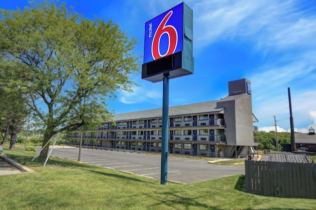 Gallery - Motel 6 York