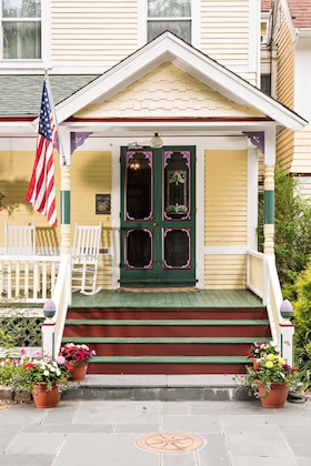 Gallery - The Inn At The Oaks