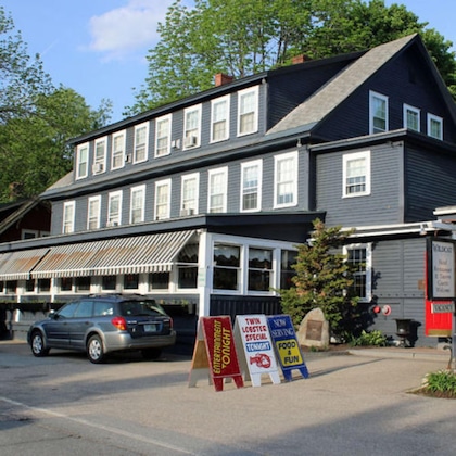 Gallery - Wildcat Inn & Tavern
