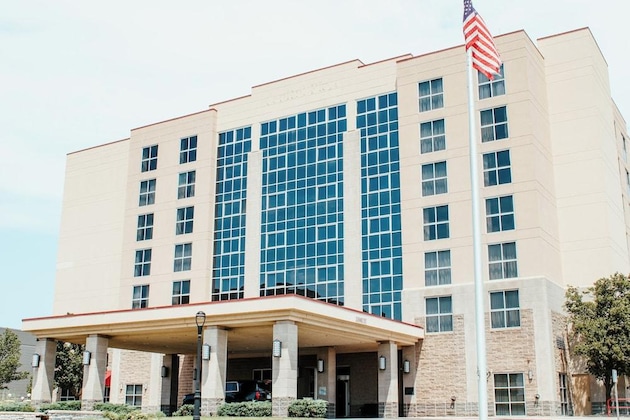 Gallery - Hotel Topeka At City Center