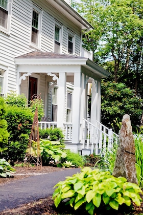 Gallery - Abalonia Inn