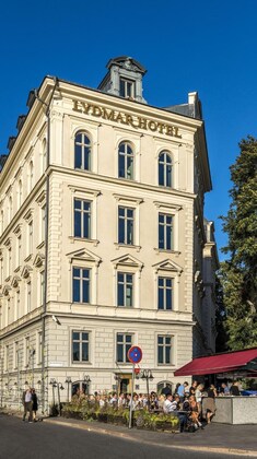 Gallery - Lydmar Hotel