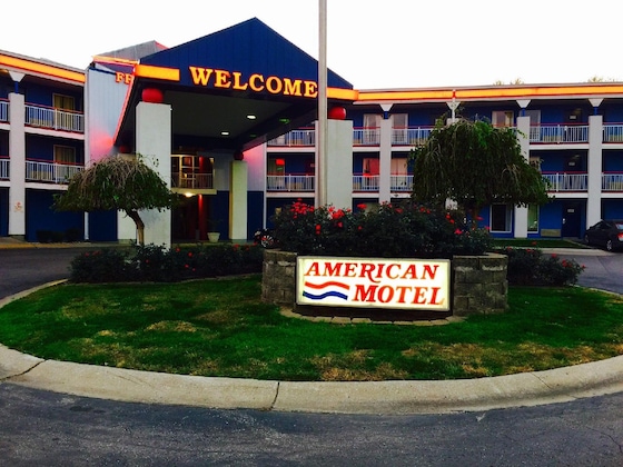 Gallery - American Motel Kansas City, Kansas