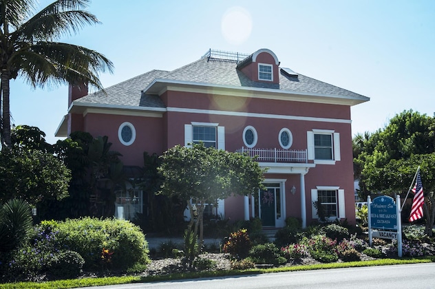 Gallery - Windemere Inn By The Sea