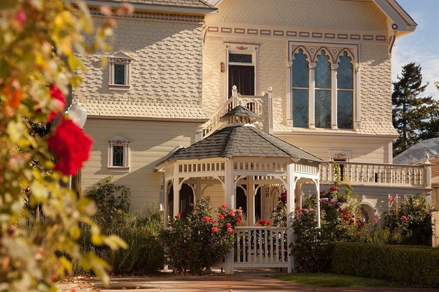 Gallery - Victorian Mansion At Los Alamos