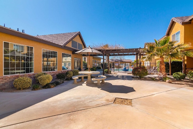 Gallery - Comfort Inn & Suites