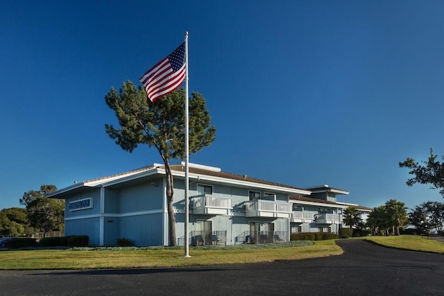 Gallery - The Marina Inn On San Francisco Bay
