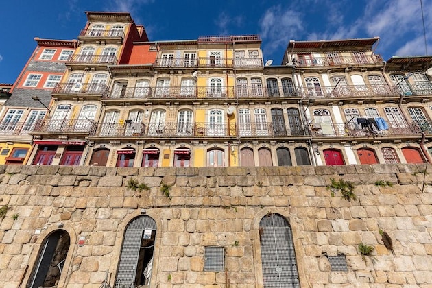 Gallery - Youropo - Ribeira Porto