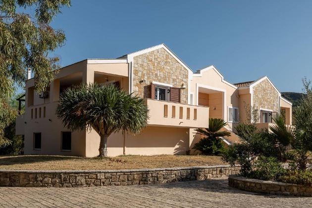 Gallery - Leone Luxury Villa Giota