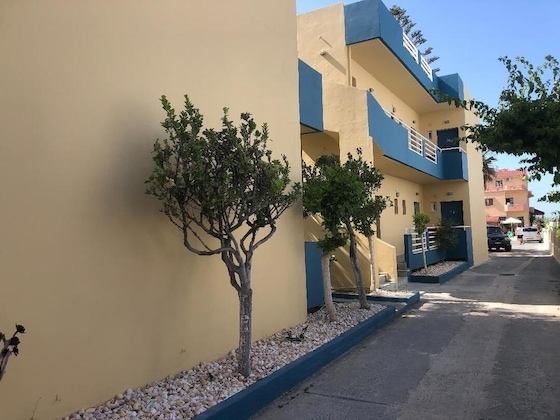 Gallery - Frank Apartments