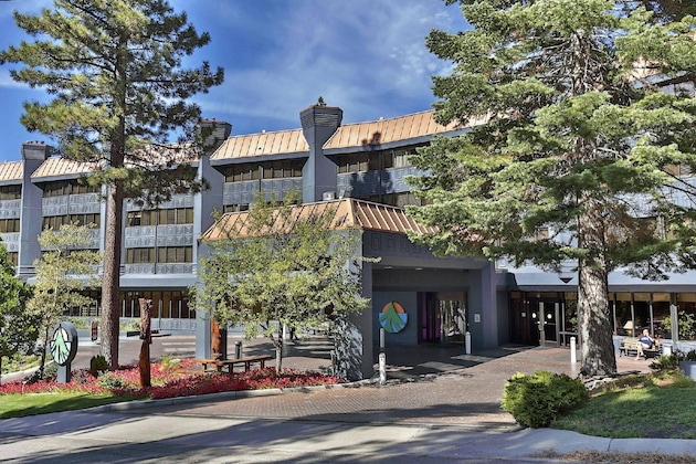 Gallery - Hilton Vacation Club Tahoe Seasons Lake Tahoe