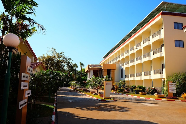 Gallery - New Travel Beach Resort
