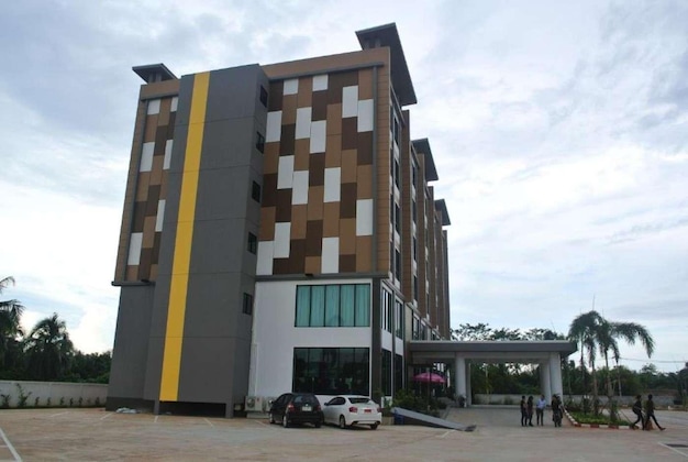 Gallery - S Tara Grand Hotel