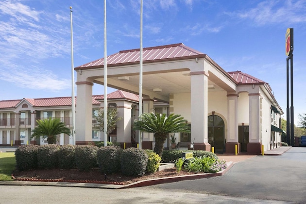 Gallery - Super 8 By Wyndham Baton Rouge I-12