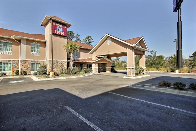 Gallery - Magnolia Inn & Suites