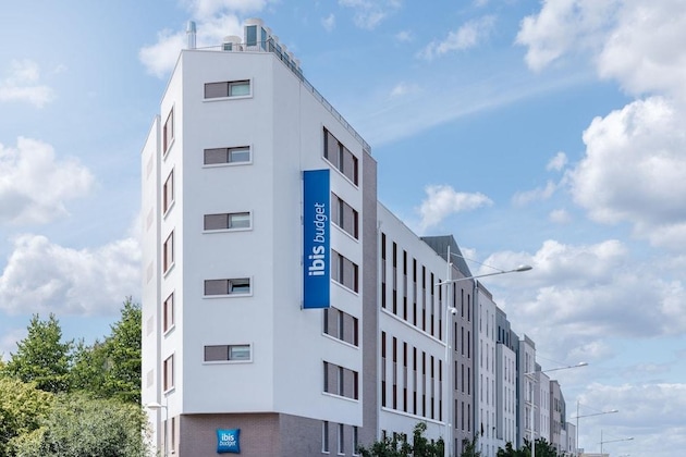 Gallery - Ibis Budget Nanterre La Défense