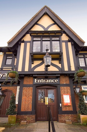 Gallery - Premier Inn Maidstone (Allington)