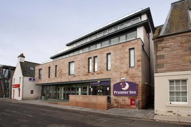 Gallery - Premier Inn Inverness Centre (River Ness)