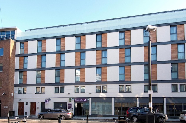 Gallery - Premier Inn London Angel Islington
