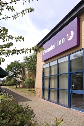 Gallery - Premier Inn Bristol Filton