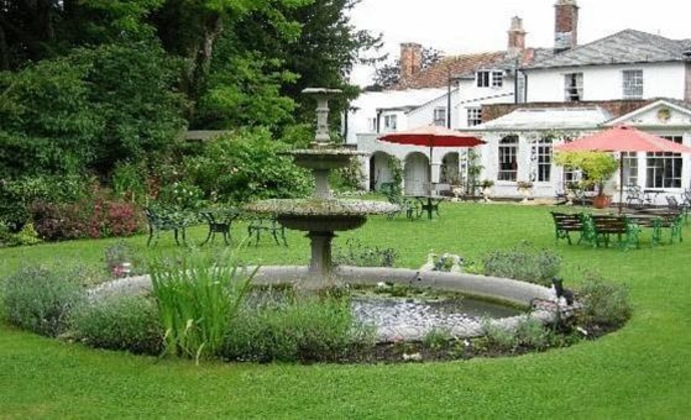 Gallery - Antrobus Hotel