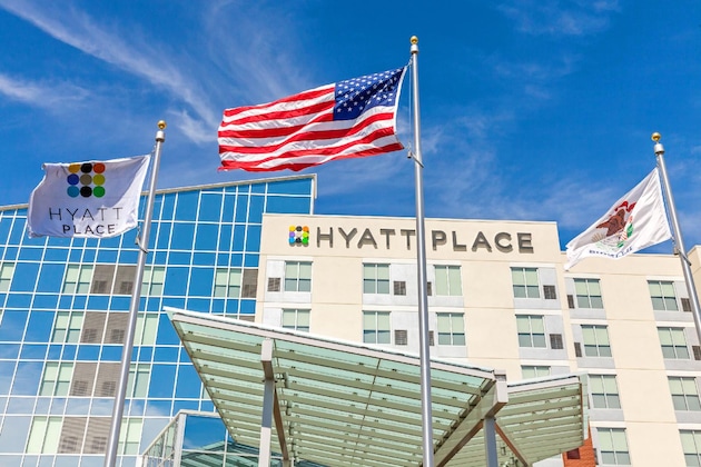 Gallery - Hyatt Place Chicago Midway Airport