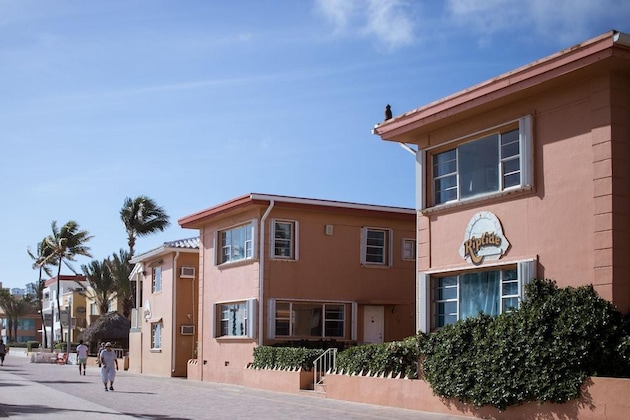 Gallery - Riptide Oceanfront Hotel