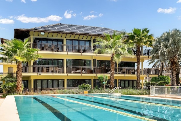 Gallery - Lionsdive Beach Resort