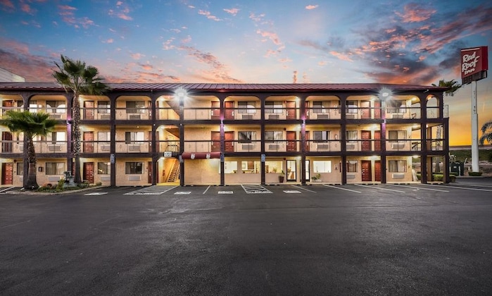 Gallery - Red Roof Inn Stockton