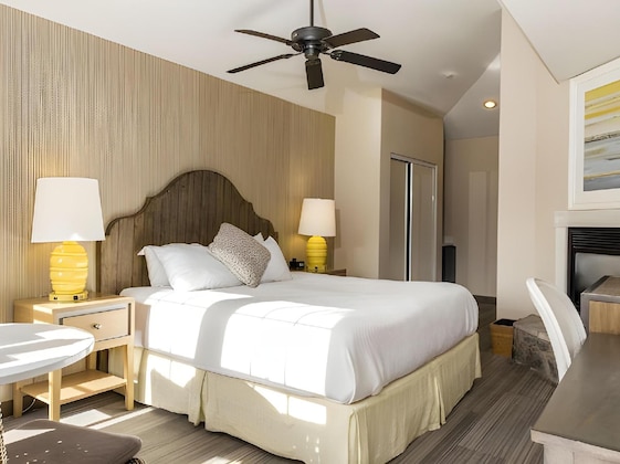 Gallery - Cottage Inn By The Sea