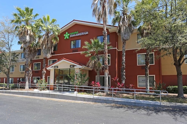 Gallery - Extended Stay America Select Suites Tampa Airport Memorial Hwy