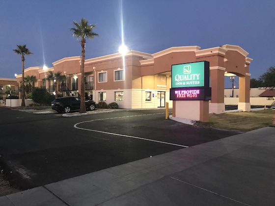 Gallery - Quality Inn & Suites Near Downtown Mesa