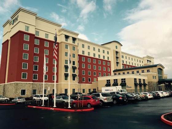 Gallery - Embassy Suites By Hilton Portland Hillsboro, Oregon