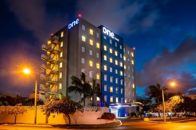 Gallery - One Cancun Centro