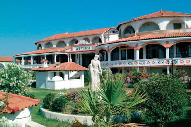 Gallery - Attika Beach