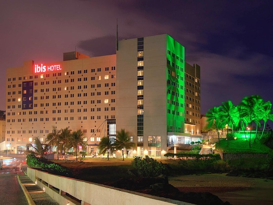 Gallery - Ibis Salvador Rio Vermelho