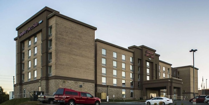 Gallery - Hampton Inn & Suites By Hilton St. John's Airport