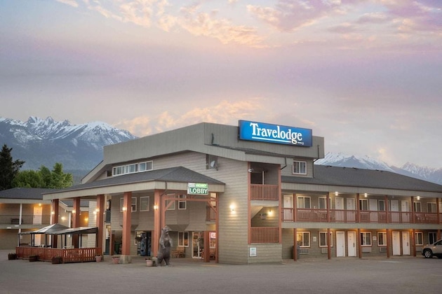 Gallery - Travelodge By Wyndham Golden Sportsman Lodge