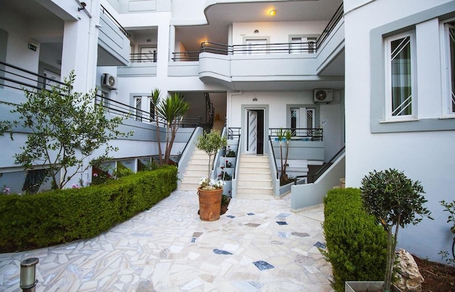 Gallery - Elia Stalos Apartments