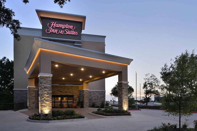 Gallery - Hampton Inn & Suites Dallas Market Center