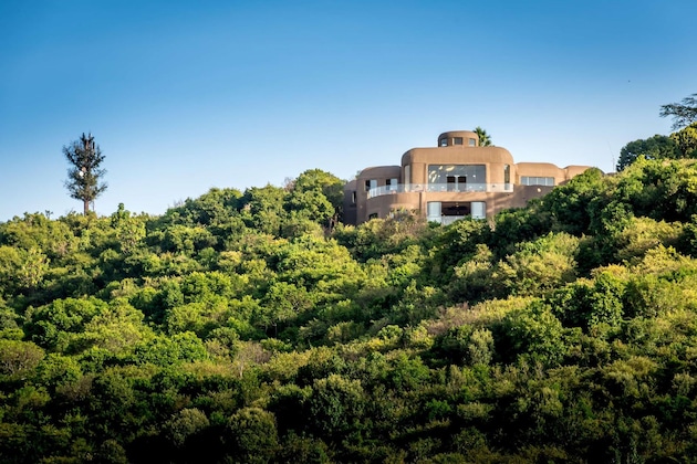 Gallery - Mara Serena Safari Lodge