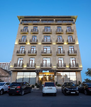 Gallery - Boulevard Side Hotel