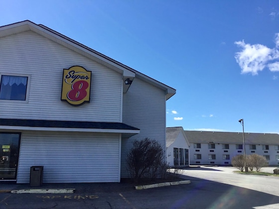 Gallery - Super 8 By Wyndham Portland Me