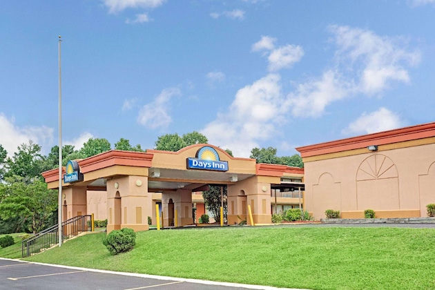 Gallery - Days Inn By Wyndham Durham Near Duke University