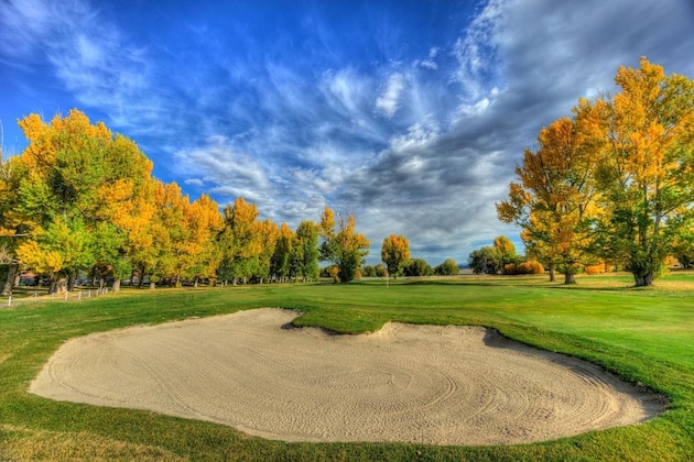 Gallery - Fairmont Hot Springs Resort
