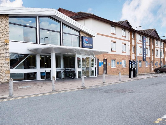 Gallery - Travelodge Oxford Peartree