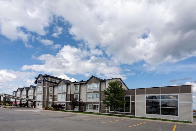 Gallery - Microtel Inn & Suites By Wyndham Timmins