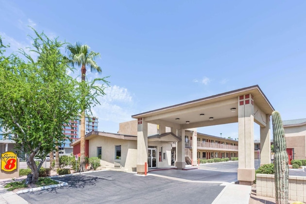 Gallery - Super 8 By Wyndham Tempe Asu Airport