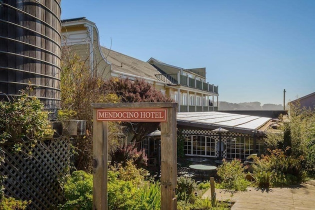 Gallery - The Mendocino Hotel And Garden Suites
